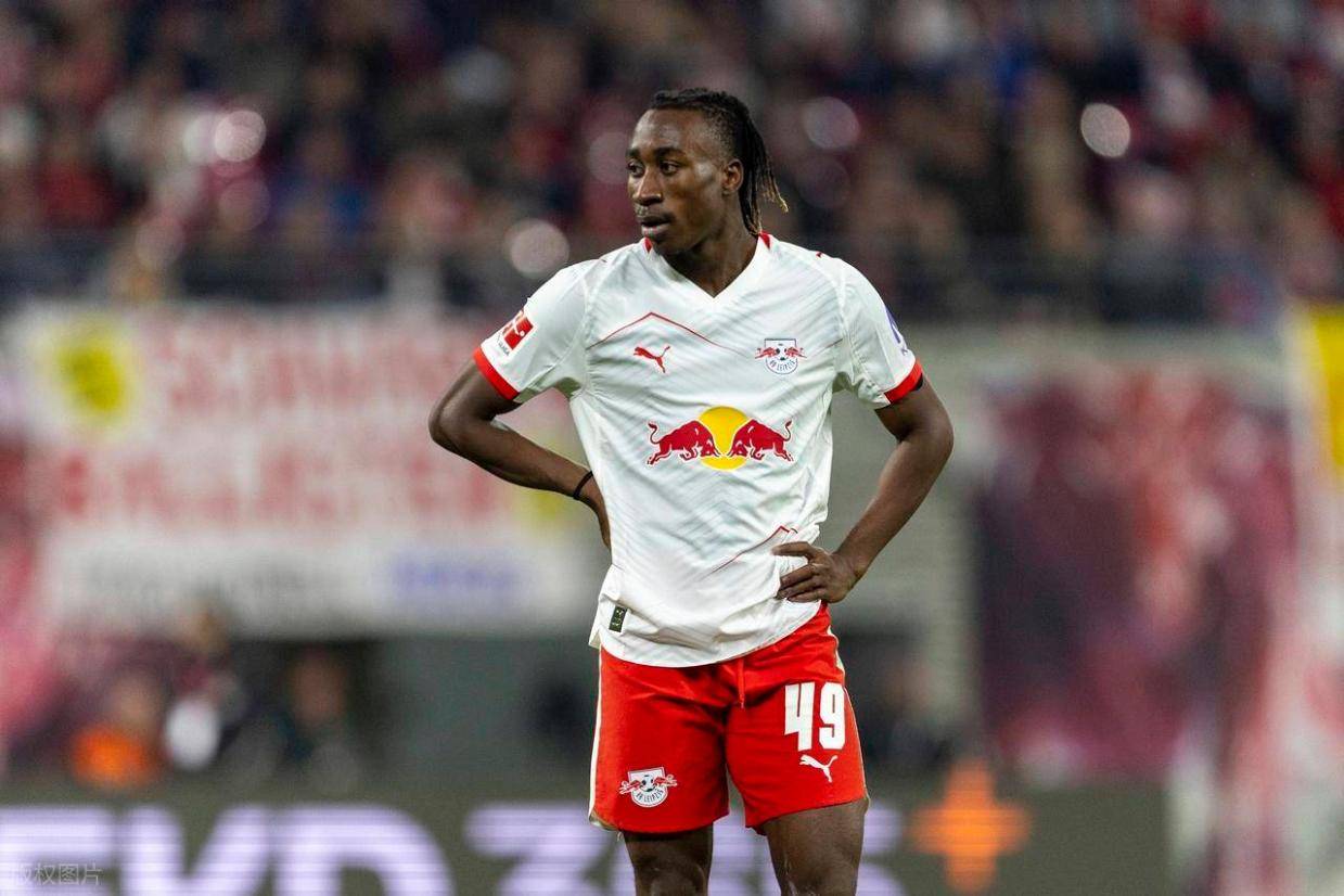 曼联锁定德甲过人王!欲8000万欧报价19岁迪奥曼德,左路升级!